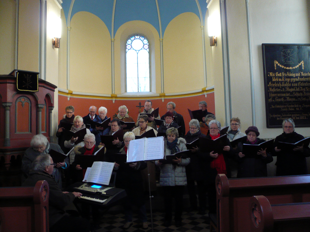 Viktoria-Chor-Advent-2017-Calenberge-6-1000.jpg